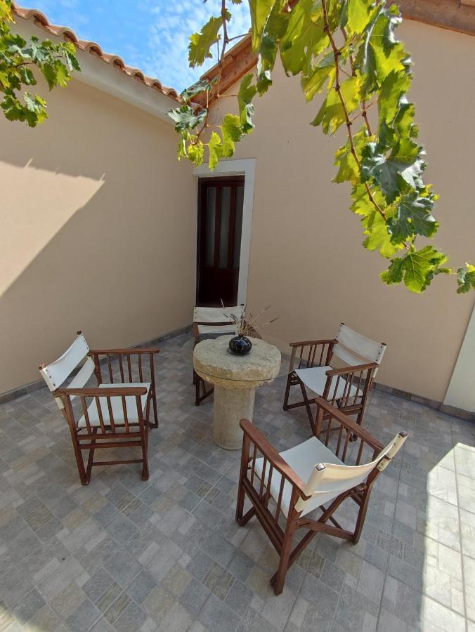 Vozas Villas - Traditional Houses With Great View Tragaki Eksteriør bilde